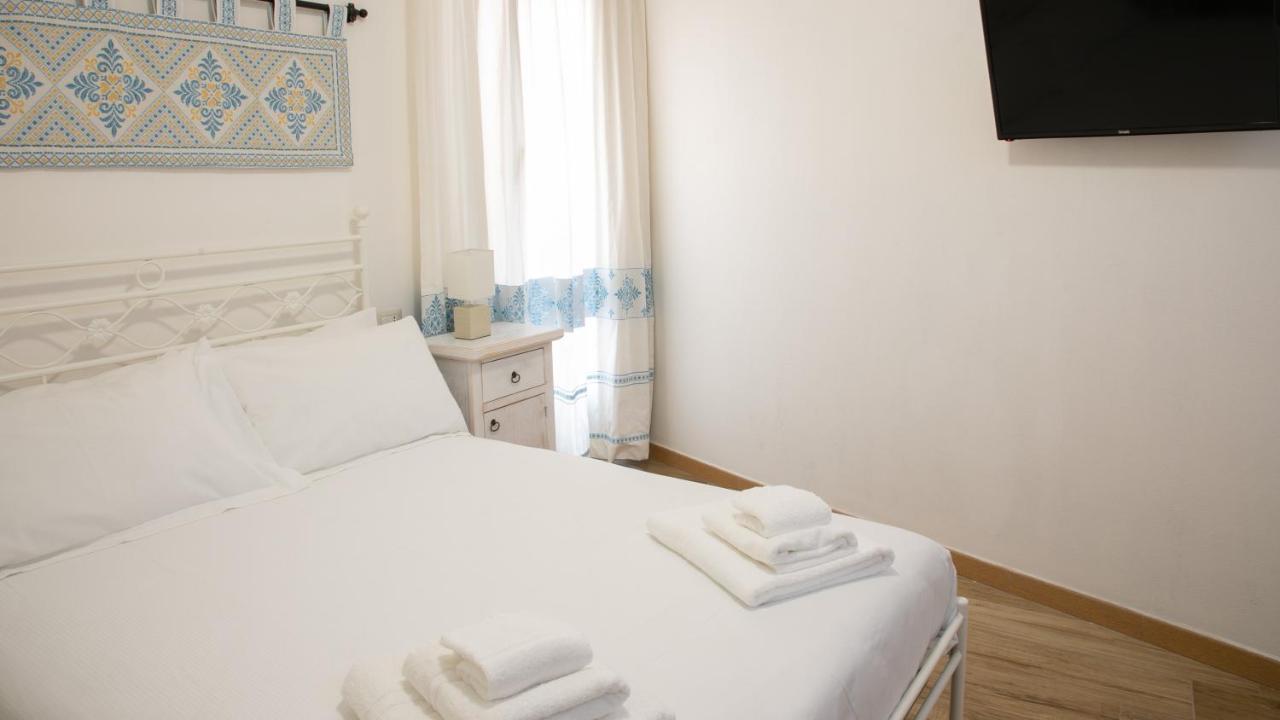 Sardinian Gallery Fonte Bosa Quarto foto